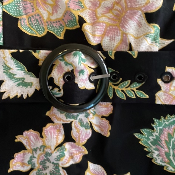 Dress - Picture 4 of 5